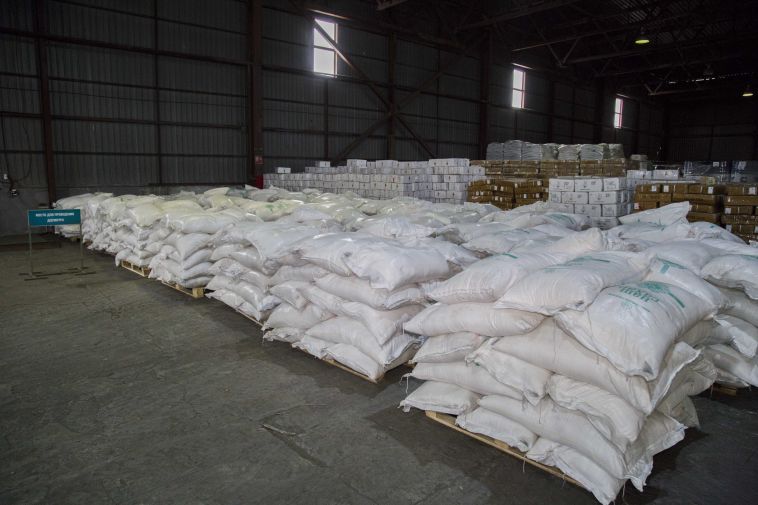Из Челябинской области в Казахстан пытались вывезти 130 тонн сахара под видом соли