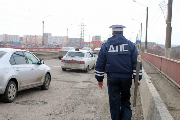В Магнитогорске ГИБДД организуют сплошные проверки, чтобы выявить водителей-нарушителей