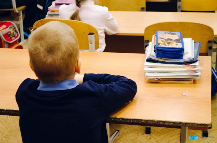 В Министерстве образования Челябинской области рассказали, перейдут ли школы на дистант
