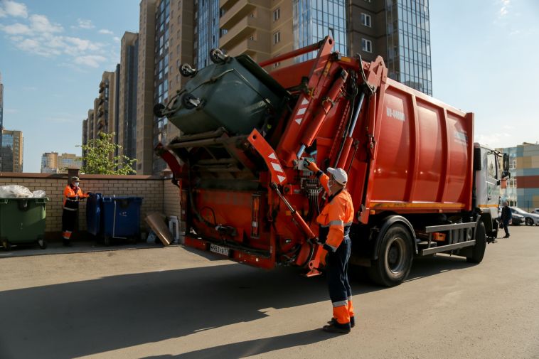 В Магнитогорске установят почти полсотни новых мусорных контейнеров
