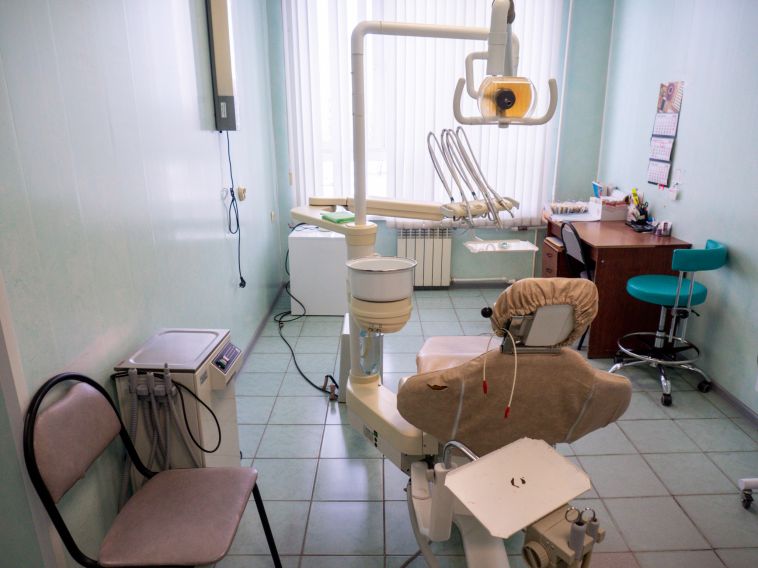 В Челябинской области будут производить стоматологические импланты