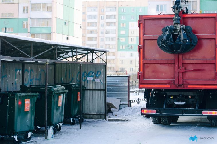 На Южном Урале начались проблемы с вывозом мусора из-за непогоды