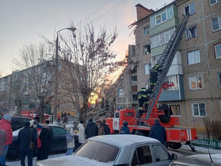 Обрушился подъезд. В Тульской области в жилой пятиэтажке произошел взрыв газа