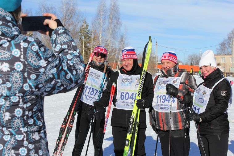 Магнитогорцы вышли на «Лыжню России — 2023»