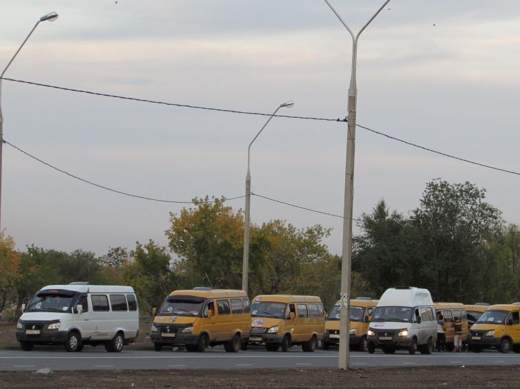«Не соблюдают график движения»: жительница Магнитогорска пожаловалась на работу маршрутных такси