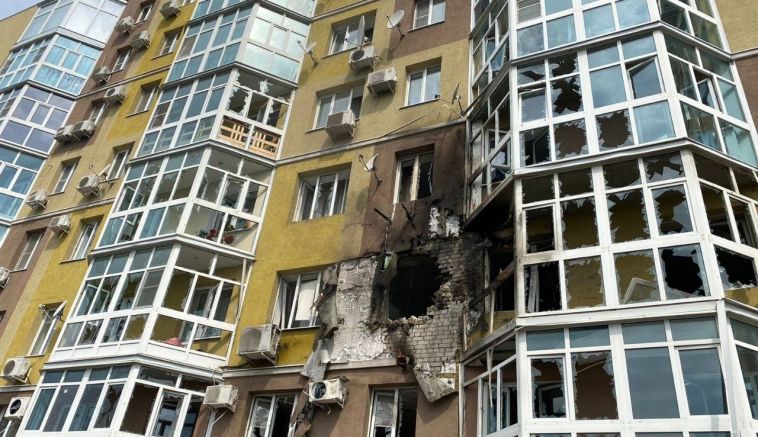 Беспилотник попал в жилой дом в Воронеже