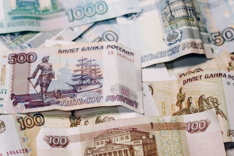В России военным и силовикам поднимут зарплаты