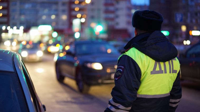 Магнитогорские полицейские выстрелами остановили нетрезвого водителя