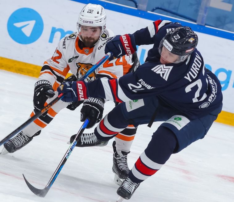 Магнитогорский «Металлург» уступил «Амуру» во втором матче в плей-офф КХЛ