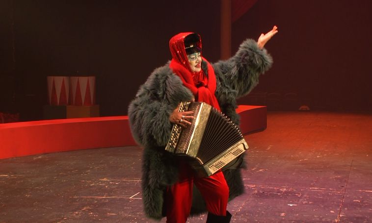 На сцене Магнитогорского академического драматического театра покажут «Каштанку»
