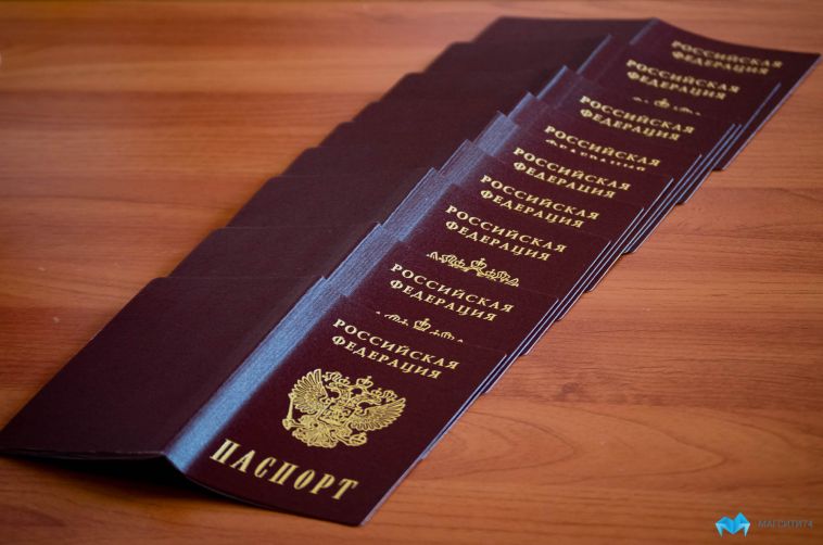 В Челябинской области задержали 11 аферистов за подделку паспортов