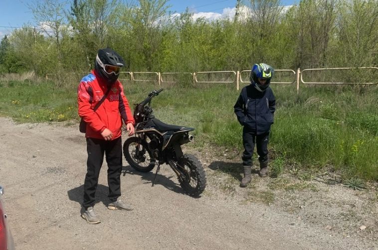 Подросток из Магнитогорска врезался в иномарку на мотоцикле