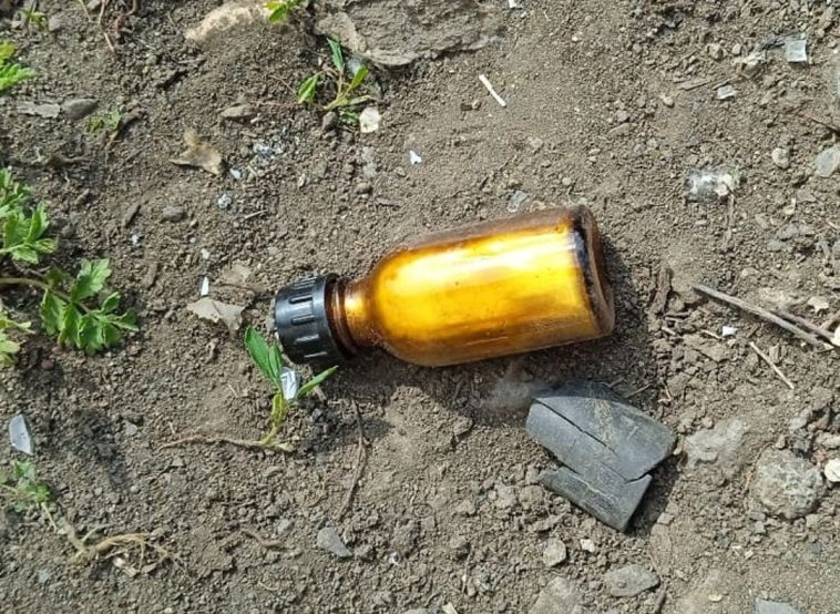 В Магнитогорске прохожий нашел бутылку, полную ртути