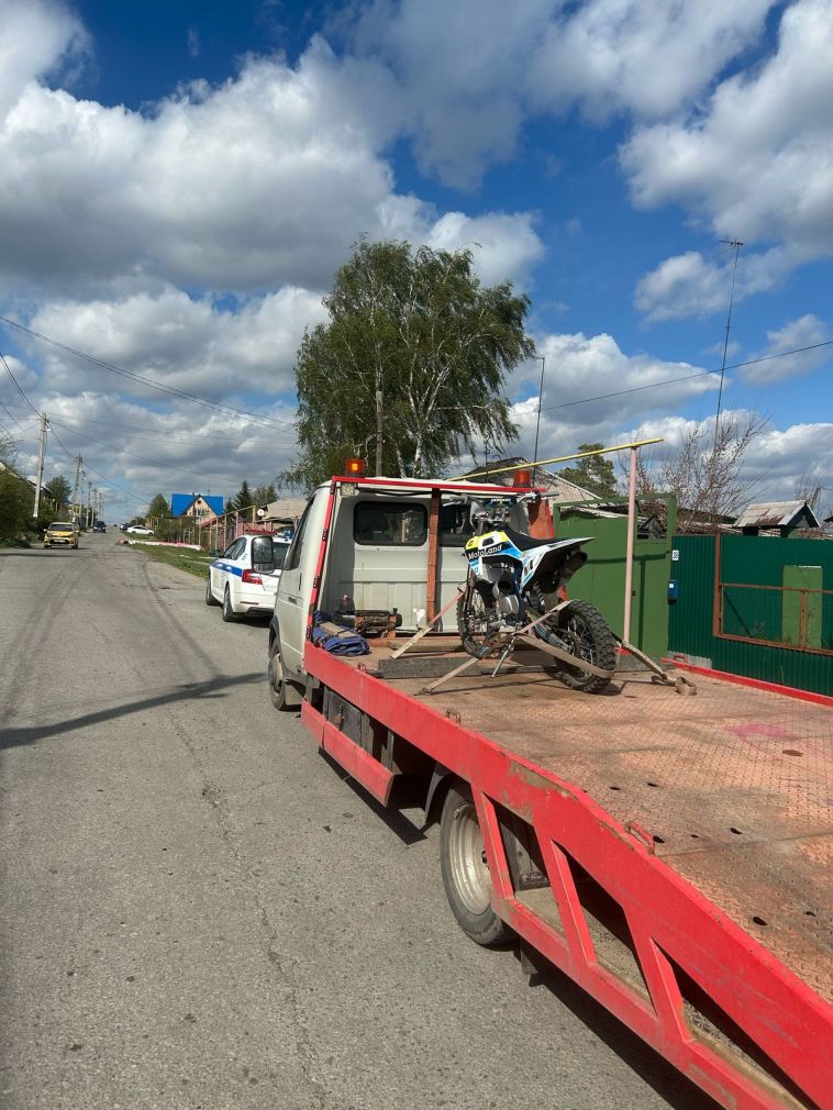 В ходе рейдового мероприятия #МотоВелоСиМ сотрудники ДПС Магнитогорска задержали 12-летнего водителя питбайка