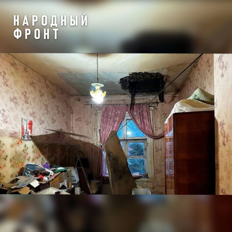 В Златоусте в доме многодетной семьи обрушился потолок