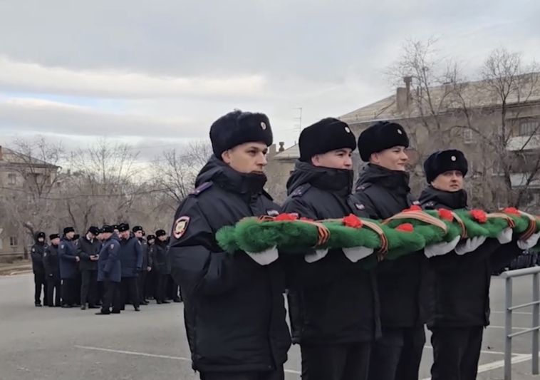 Сотрудники органов внутренних дел отметили свой профессиональный праздник и почтили память погибших сослуживцев