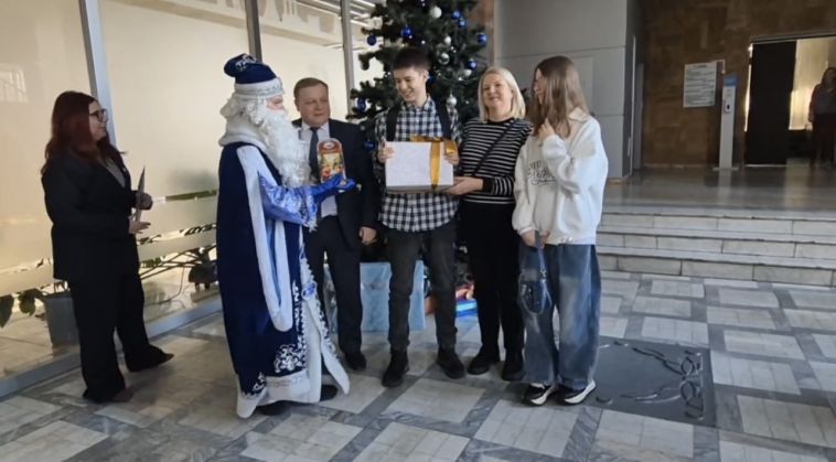 В рамках Всероссийской акции «Ёлка желаний» исполнились мечты юных магнитогорцев