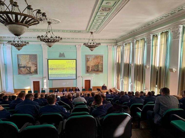 В рамках проведения профилактических мероприятий врио начальника УМВД встретился с представителями ПАО «ММК»