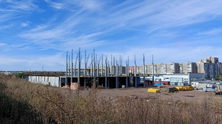 В Магнитогорске законсервируют недостроенный ФОК с 50-метровым бассейном