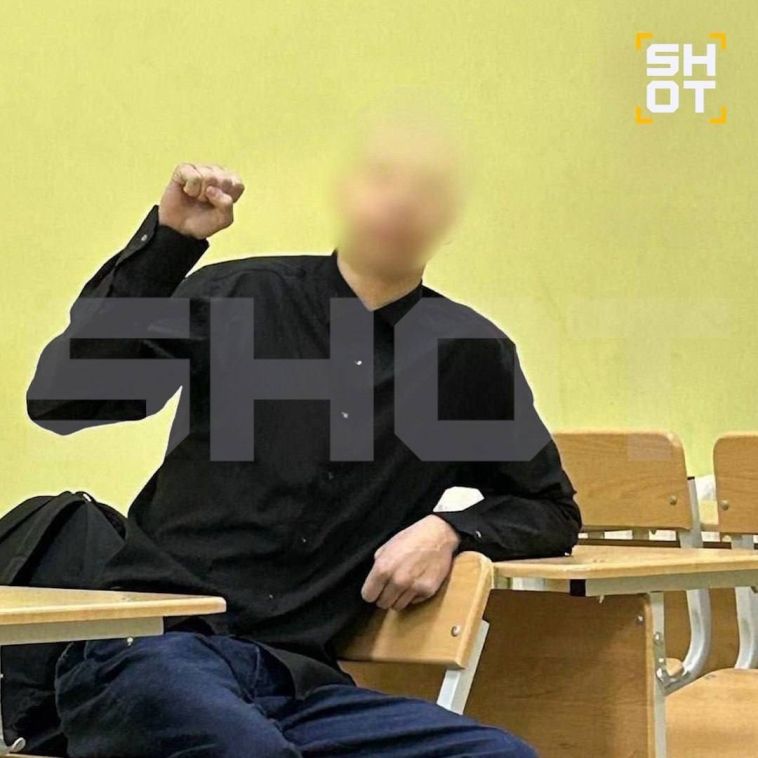 В Пермском крае подросток напал с ножом на учительницу