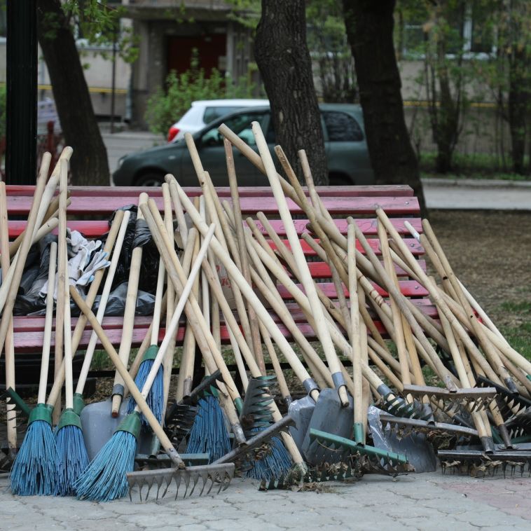 В районных администрациях ответят на вопросы, связанные с проведением массовых уборок