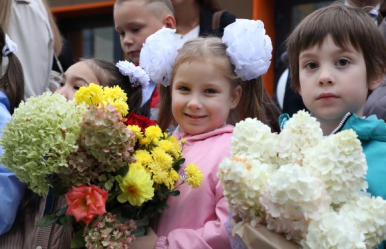 Управление социальной защиты населения администрации Магнитогорска сообщает о том, что с 8 июня начнётся приём документов для оказания социальной помощи на подготовку детей к новому учебному году