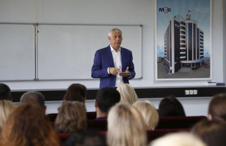 Глава Магнитогорска Сергей Бердников встретился с коллективом ООО «МЭК» – одного из ключевых поставщиков электроэнергии