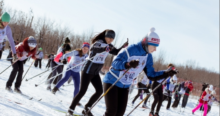 Новый глава встал на лыжи! Магнитогорск присоединился к Всероссийским массовым соревнованиям «Лыжня России -2015»