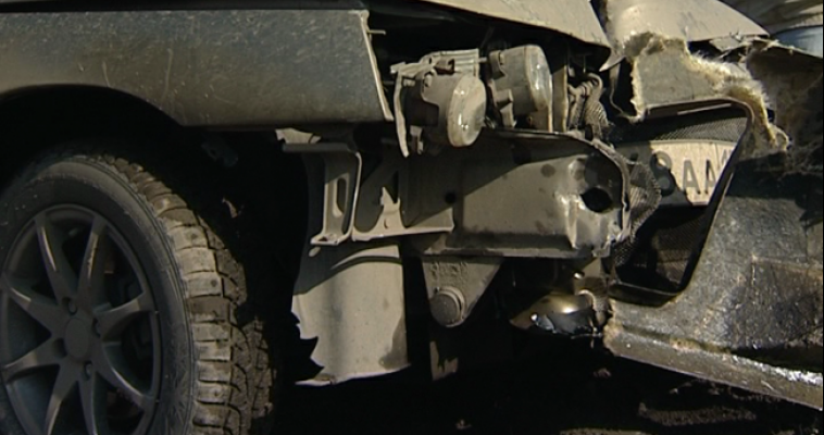 В Магнитогорске пьяный водитель врезался сразу в два автомобиля 