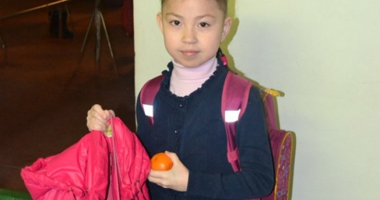 Магнитогорская школа провела акцию «58 мандаринок»