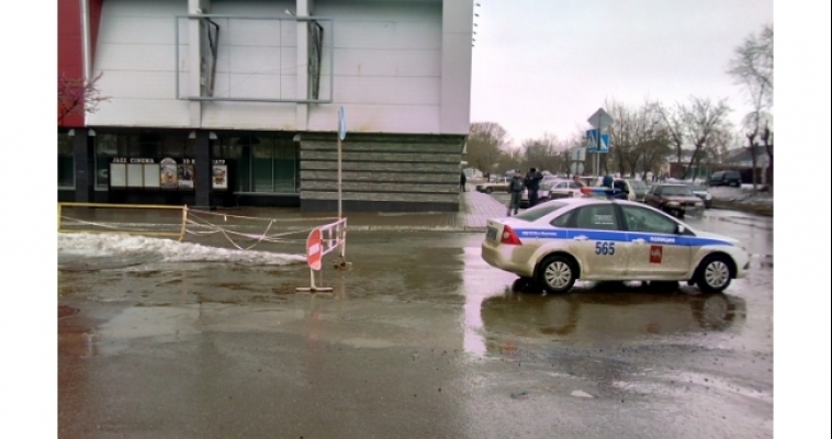 Полицейские задержали шутника, который «заминировал» «Джаз молл»