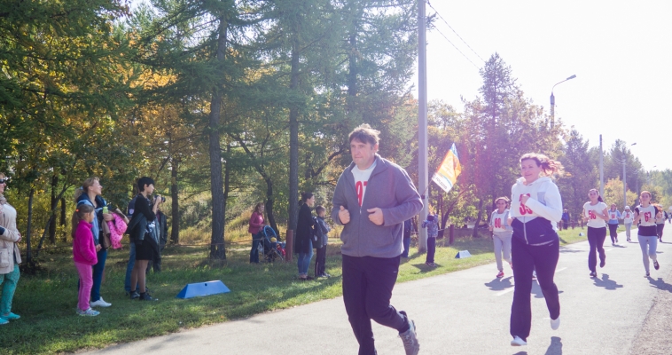Магнитогорск отметил День бега. В Экологическом парке состоялись массовые соревнования «Кросс наций-2016»