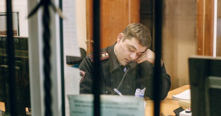 Полицейские Магнитогорска задержали подозреваемого в поджоге автомобиля