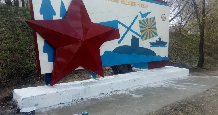 Спустя 16 лет. Патриотическая стела на Советской Армии дождалась своей реставрации