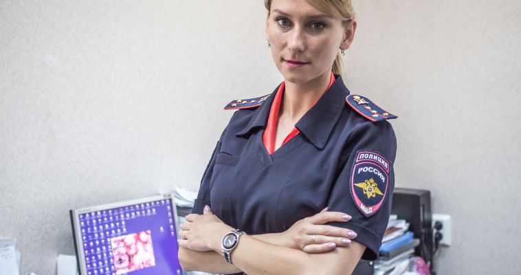Инспектор миграционной службы вышла на всероссийские соревнования. Мы познакомились  с её семьёй