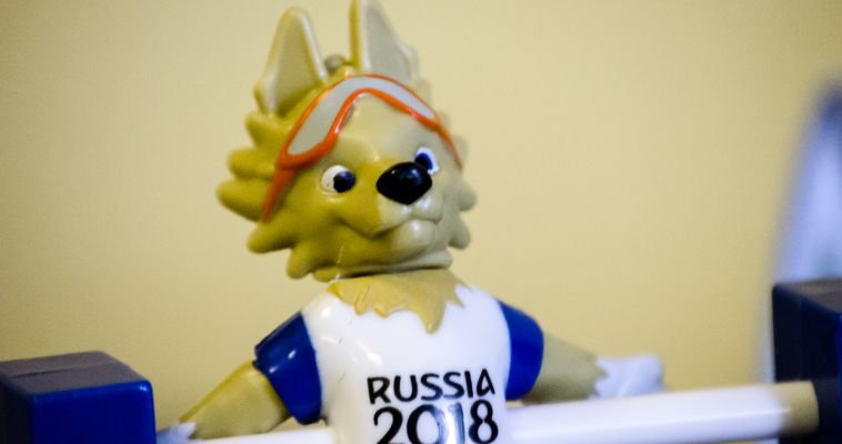 Российские футболисты уступили Уругваю