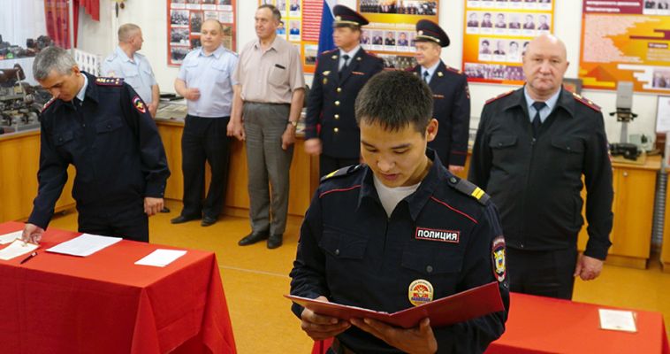 Молодые полицейские приняли присягу в Магнитогорске