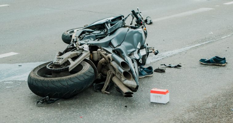 На «взлетке» произошло ДТП с мотоциклистом