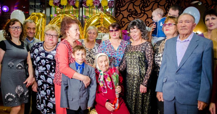 Жительница Магнитогорска отметила 100-летний юбилей
