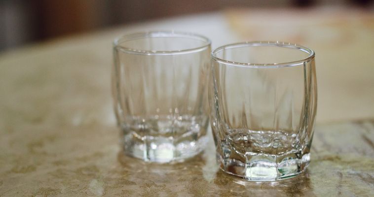Эксперты назвали самые пьющие города России
