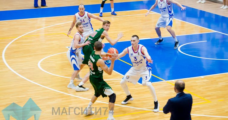 Магнитогорские баскетболисты одержали пятую победу подряд