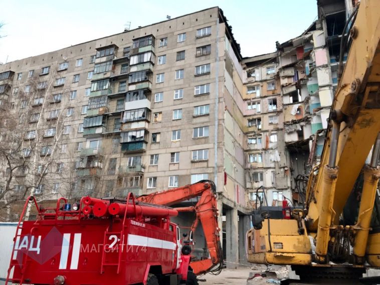 Завтра в Магнитогорске приступят к демонтажу подъездов в доме по Карла Маркса