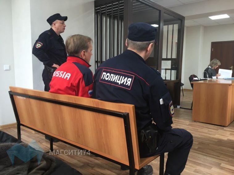 Экс-главу Ленинского района отправили под домашний арест