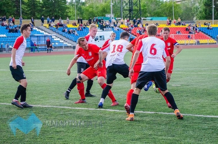 В Магнитогорске состоится торжественное открытие футбольного турнира «Юбилейный мяч»