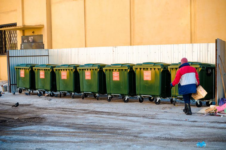 В Магнитогорске появилось более двухсот новых мусорных контейнеров