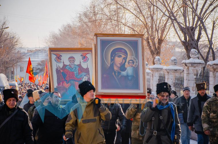Магнитогорск отметил День народного единства крестным ходом