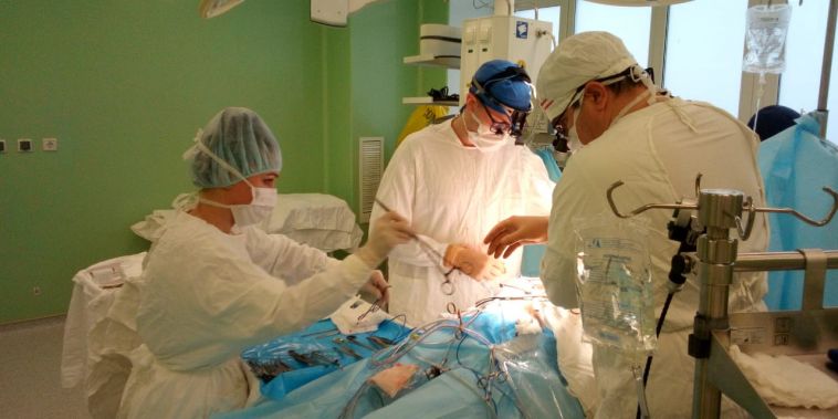 Челябинские хирурги провели уникальную операцию на сердце магнитогорца