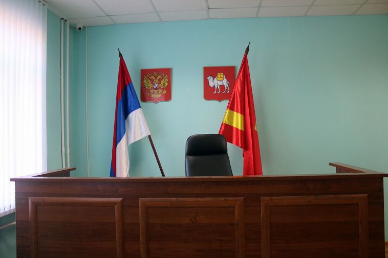 В Магнитогорске осудили бывшего сотрудника ГИБДД за кражу топлива и незаконные приказы