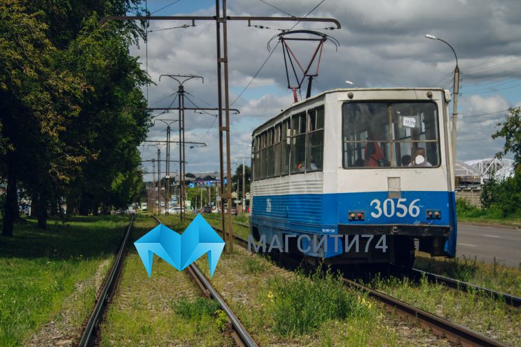 В Магнитогорске снесли киоск на трамвайной остановке