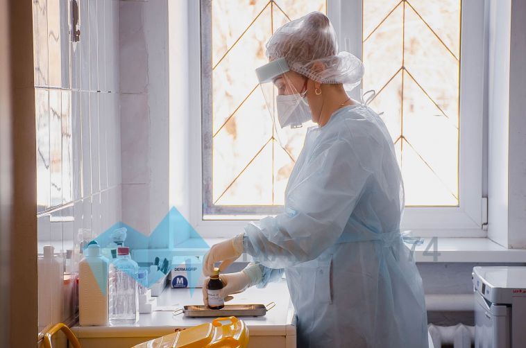 В Магнитогорске в ковидных госпиталях в реанимации находятся 50 человек